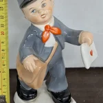 **Please Read Long Description** Mixed Sale of Antiques, Collectables, and Modern Items to include more Antique & Col… — image 8