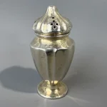 Antiques, Furniture, Jewellery and Collectables — image 12