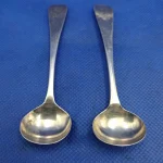 Live In Person and Online Vintage Antiques and Collectables Auction including, Silver, Militaria, Coins, Furniture, M… — image 6