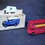 WEEKLY AUCTION OF COLLECTABLE, ANTIQUE AND VINTAGE ITEMS, ARTWORKS AND JEWELLERY . MUST SEE! — image 20