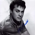 LIVE AUTOGRAPH AUCTION SPORT,MUSIC ENTERTAINMENT ,MILITARY AND COLLECTABLES — image 7