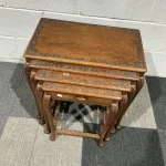 Online auction of antiques, furniture, and numerous costume jewellery lots. — image 5
