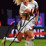 AUTOGRAPHS TV FILM,SPORT AND COLLECTABLES — image 12