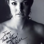 LIVE AUTOGRAPH AUCTION MUSIC, ENTERTAINMENT — image 9
