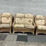 ONLINE AUCTION OF FURNITURE COLLECTIBLES INCUDING MILITARIA AND STEIFF — image 1