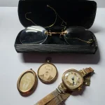 Collectables ,Gold and Silver items , Fine Jewellery ,Antiques , Coins ,Militaria and Decorative objects spanning wid… — image 4