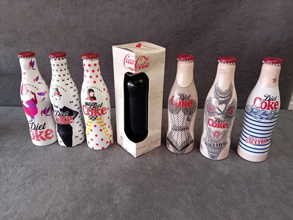 Collectibles Auction Live – Toys, Coca-Cola, Military, Retro Electronics & Lots More (over 600 lots)