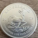 midweek auction all lots start £1 no reserve collection or delivery gold sovereigns silver antiques lots added daily — image 1
