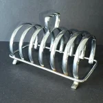 WEEKLY AUCTION OF COLLECTABLE, ANTIQUE AND VINTAGE ITEMS, ARTWORKS AND JEWELLERY . MUST SEE — image 13