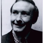 ENTERTAINMENT AND MUSIC SIGNED PHOTOS AUCTION — image 8