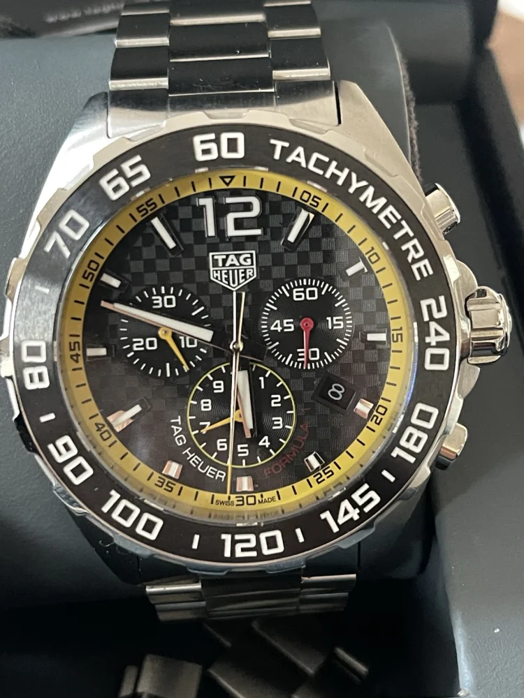 High-End Luxury Watches Auction – Breitling, TAG Heuer, Omega & Collector Timepieces