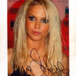 LIVE AUTOGRAPH AUCTION SPORT,MUSIC ENTERTAINMENT ,MILITARY AND COLLECTABLES — image 17