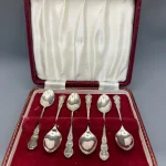 Antiques, Furniture, Jewellery and Collectables — image 20
