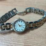 weekly auction all lots start £1 no reserve collection or delivery gold sovereigns silver antiques lots added daily r… — image 9