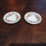 Vintage collectables toys, jewellery, coins, stamps, silver, lots added Daily. — image 24
