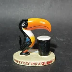 WEEKLY AUCTION OF COLLECTABLE, ANTIQUE AND VINTAGE ITEMS, ARTWORKS AND JEWELLERY . MUST SEE — image 2
