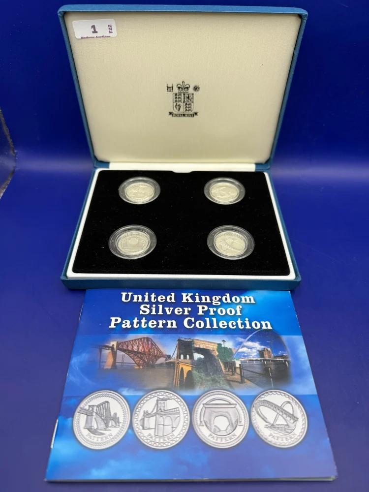 Live In Person and Online Vintage Antiques and Collectables Auction including Gold, Silver, Militaria, Coins, Furnitu…