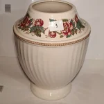 WEEKLY AUCTION OF COLLECTABLE, ANTIQUE AND VINTAGE ITEMS, ARTWORKS AND JEWELLERY . MUST SEE — image 15