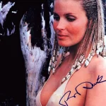 LIVE AUTOGRAPH AUCTION SPORT,MUSIC ENTERTAINMENT PHOTOS — image 10