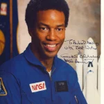 LIVE AUTOGRAPH AUCTION SPORT,MUSIC ENTERTAINMENT ,MILITARY AND COLLECTABLES — image 15