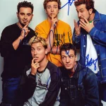 LIVE AUTOGRAPH AUCTION SPORT,MUSIC ENTERTAINMENT ,MILITARY AND COLLECTABLES — image 5