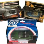 General Sale to include: A Large Collection of Die – Cast  Models – Gold & Silver Jewellery – Antiques & Collectibles… — image 21