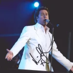 ENTERTAINMENT AND MUSIC SIGNED PHOTOS AUCTION — image 11
