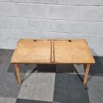 ONLINE AUCTION FURNITURE POTTERY COLLECTIBLES AND SOME SUPRISES — image 20