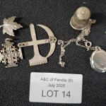 Fortnightly Auction of Antiques, Collectables, Silver, Jewellery, Coins, Books, Vinyl Records, Paintings, Ceramics &… — image 17