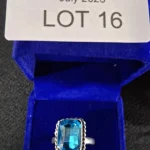 Fortnightly Auction of Antiques, Collectables, Silver, Jewellery, Coins, Books, Vinyl Records, Paintings, Ceramics &… — image 19