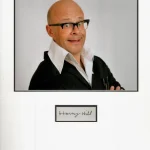 LIVE AUTOGRAPH ENTERTAINMENT, SPORT, SPACE, MUSIC AND HISTORICAL — image 10