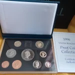 main auction 400 plus lots all lots start £1 no reserve collection or delivery Star wars jewellery miltary badges… — image 13