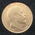 main auction 400 plus lots all lots start £1 no reserve collection or delivery jewellery miltary badges watches vintage… — image 9