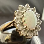 Discover a fantastic selection of Gold, Silver & Costume Jewellery available to bid on in our latest online auction. — image 9
