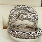 Discover a fantastic selection of Gold, Silver & Costume Jewellery available to bid on in our latest online auction. — image 21