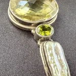 Discover a fantastic selection of Gold, Silver & Costume Jewellery available to bid on in our latest online auction. — image 10