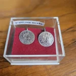Antique collectables jewellery toys — image 3