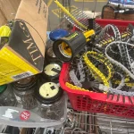 General auction of many house clearance items. — image 13