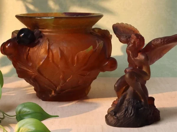 Antique & Decorative Objects