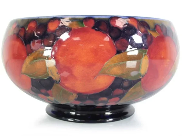 Antique Furniture & Collectors’ Items