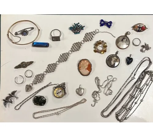 Antiques & Collectables