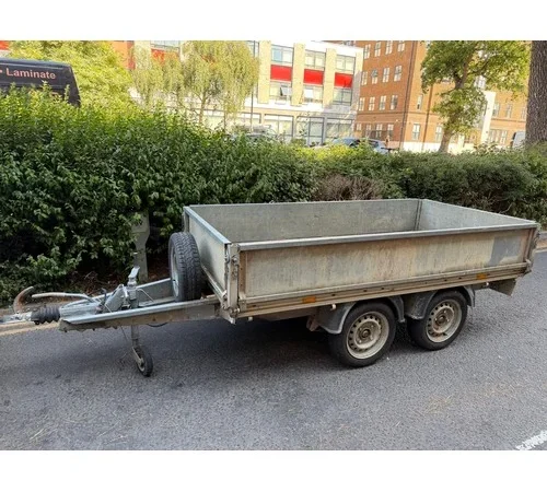 Antiques & Collectables – Live Online Only Sale – Viewing by Appointment Only **Please Note We Do Not Provide Postage and Packing**