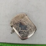 Live Weekly Auction Now with In-Room Bidding at Colne of Collectables, Antiques, Jewellery, Wristwatches, Fabrics… — image 11