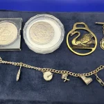 Live In-Person and Online Vintage Antiques and Collectables Auction including Gold, Silver, Coins, Furniture… — image 9
