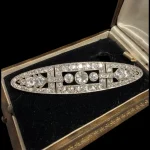 Exceptional Sale to include : Stunning Diamond & Gold Jewellery – Mouseman Furniture – Gold & Silver Coins – Antiques… — image 1