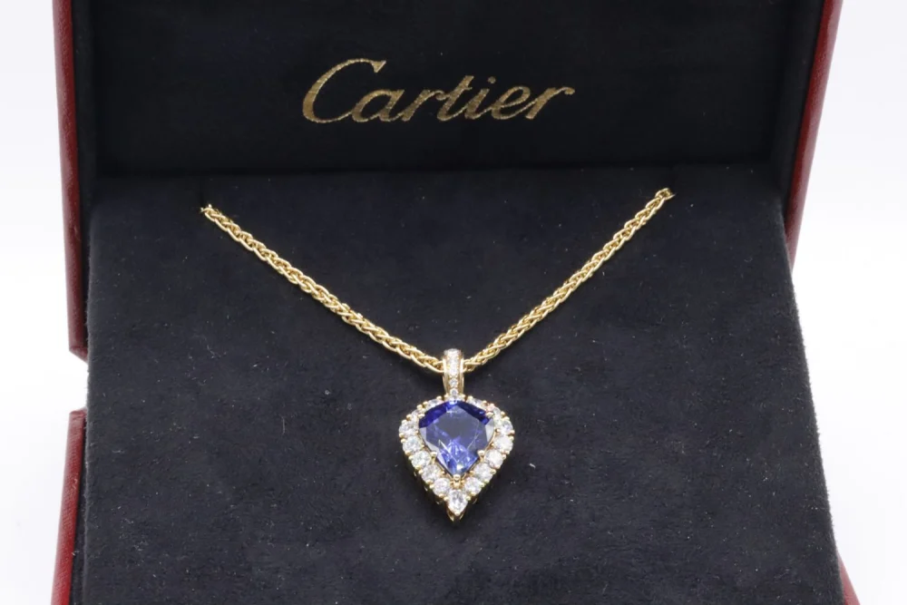 **Hatton Garden Diamond Auction** Over 600+ Lots Of Luxury – Cartier Jewellery – Rolex Watches – Emerald Cut 11.98 Carat Natural Diamond Ring **