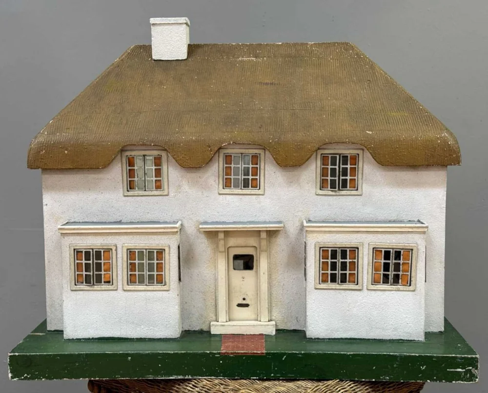 Homes & Interiors