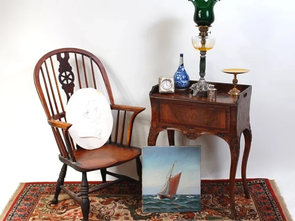 Homes & Interiors – Collectables lots 1-334 / Pictures & Furniture lots 500+ (no break between)