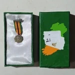 WEEKLY AUCTION OF COLLECTABLE, ANTIQUE AND VINTAGE ITEMS, ARTWORKS AND JEWELLERY . MUST SEE — image 22
