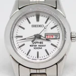 LIVE General Auction – Jewellery, Watches, Glass, Ceramics & collectables — image 15